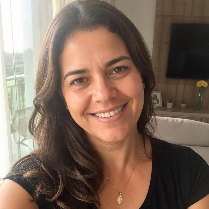 Foto de Adriana P., cliente Lar & Cia